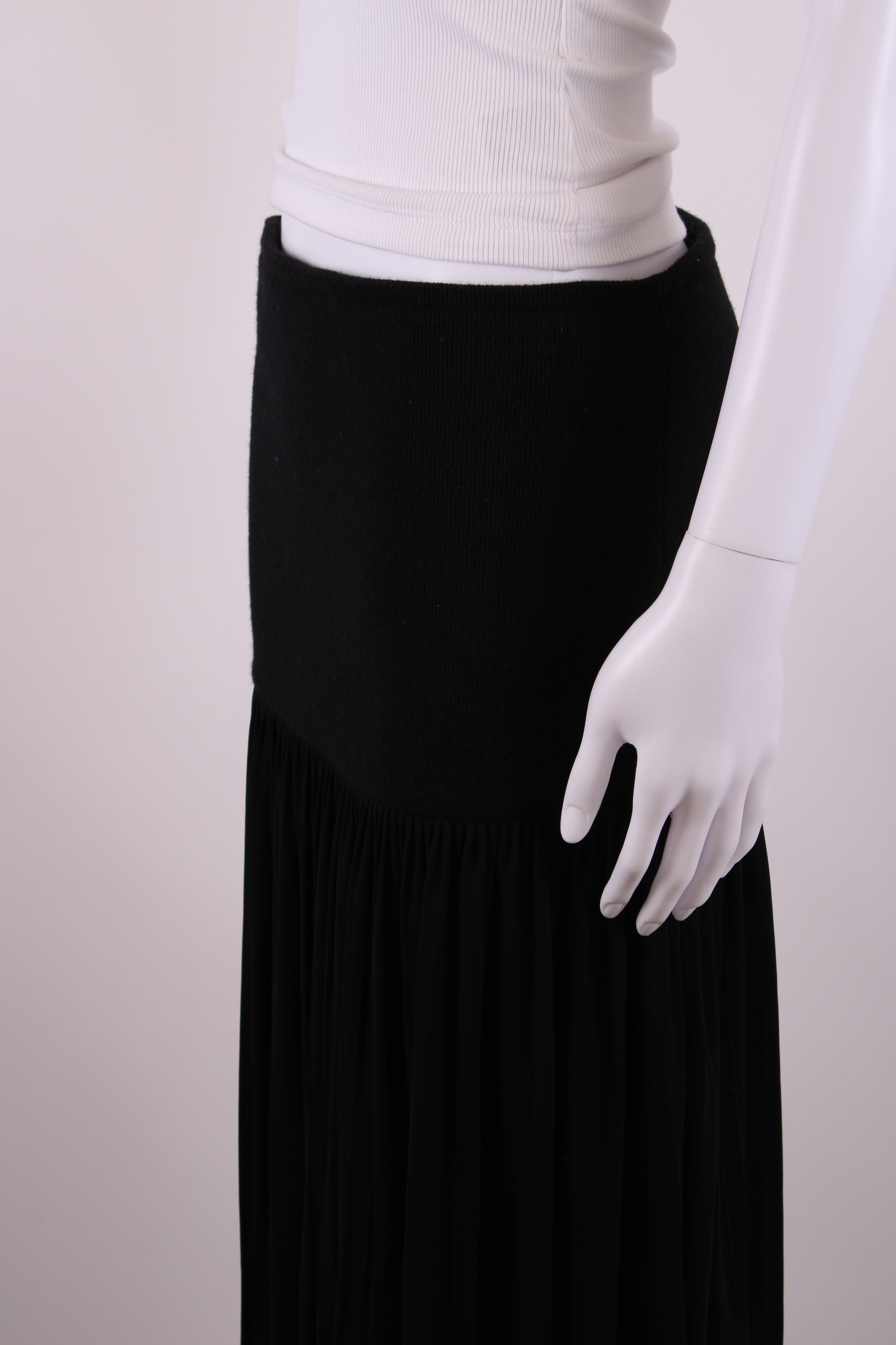 Givenchy Knit/ Pleated Skirt Black 14