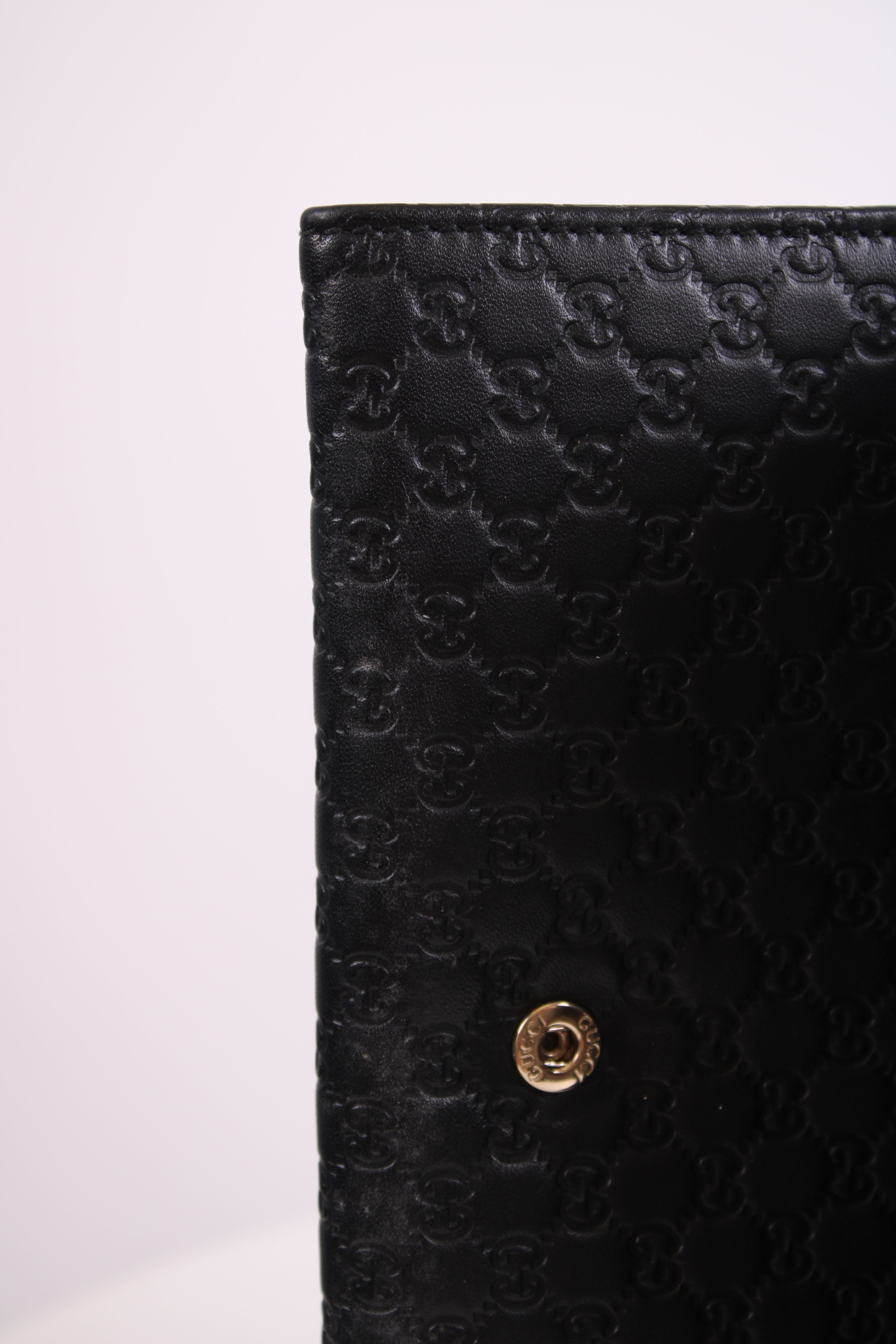 Gucci GG Embossed Wallet Black