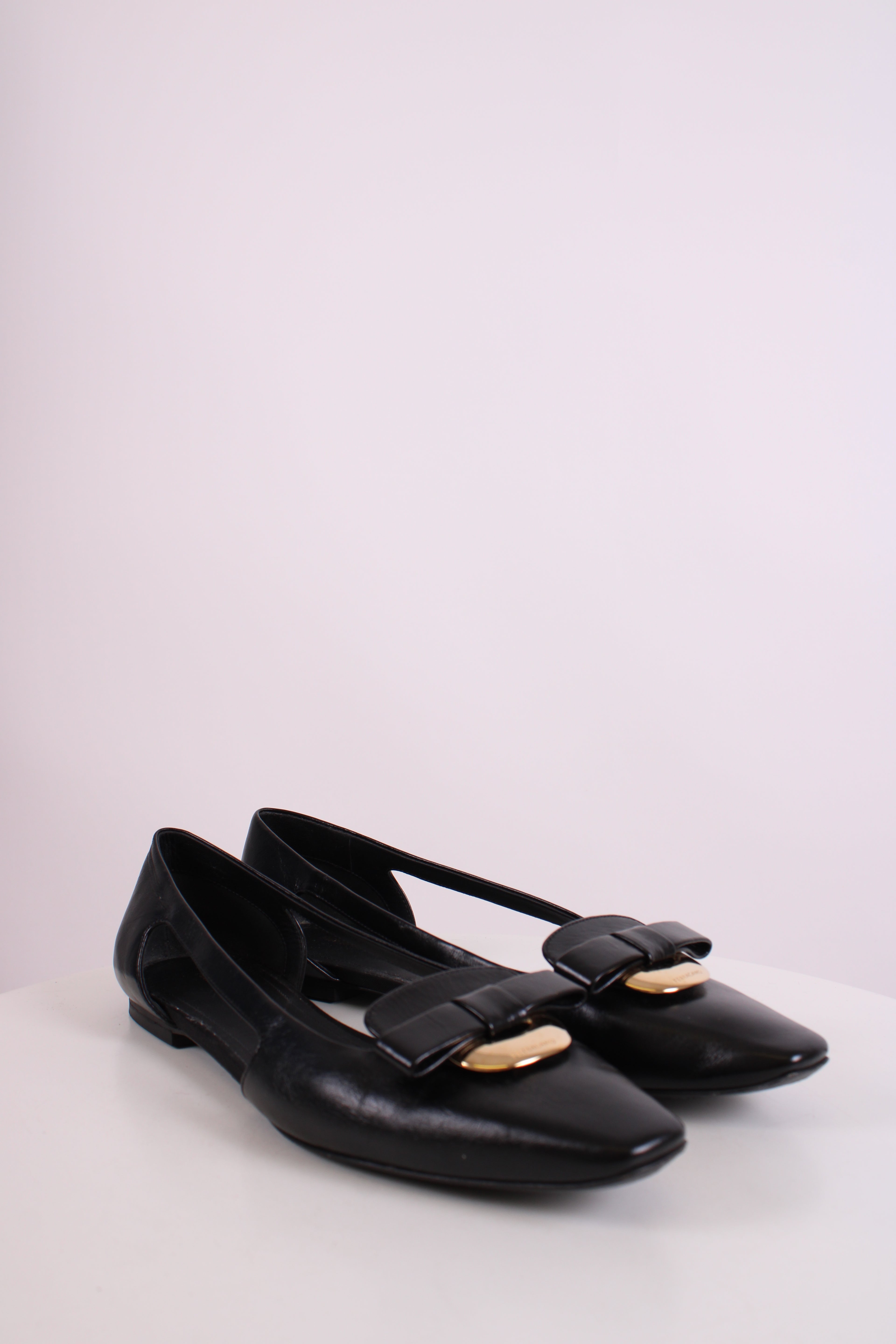 Ferragamo Cut Out Bow Flats Black 4
