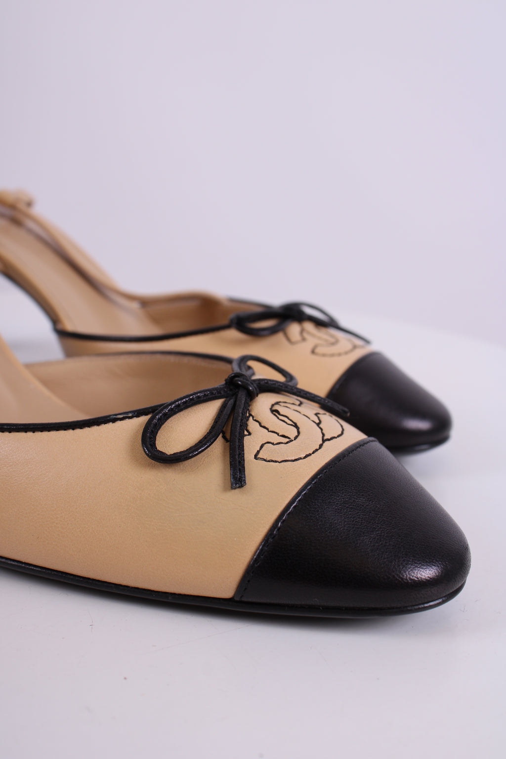 Chanel Slingback CC Bow Heels Beige/ Black 37.5