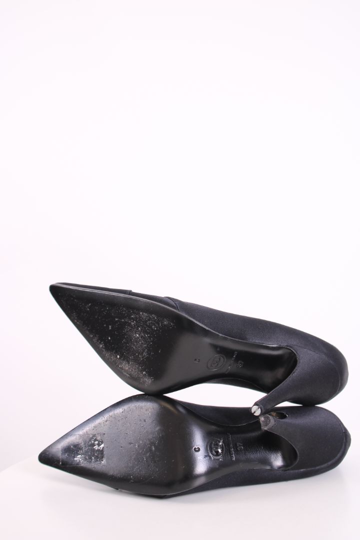 Chanel Court Heels Black 37