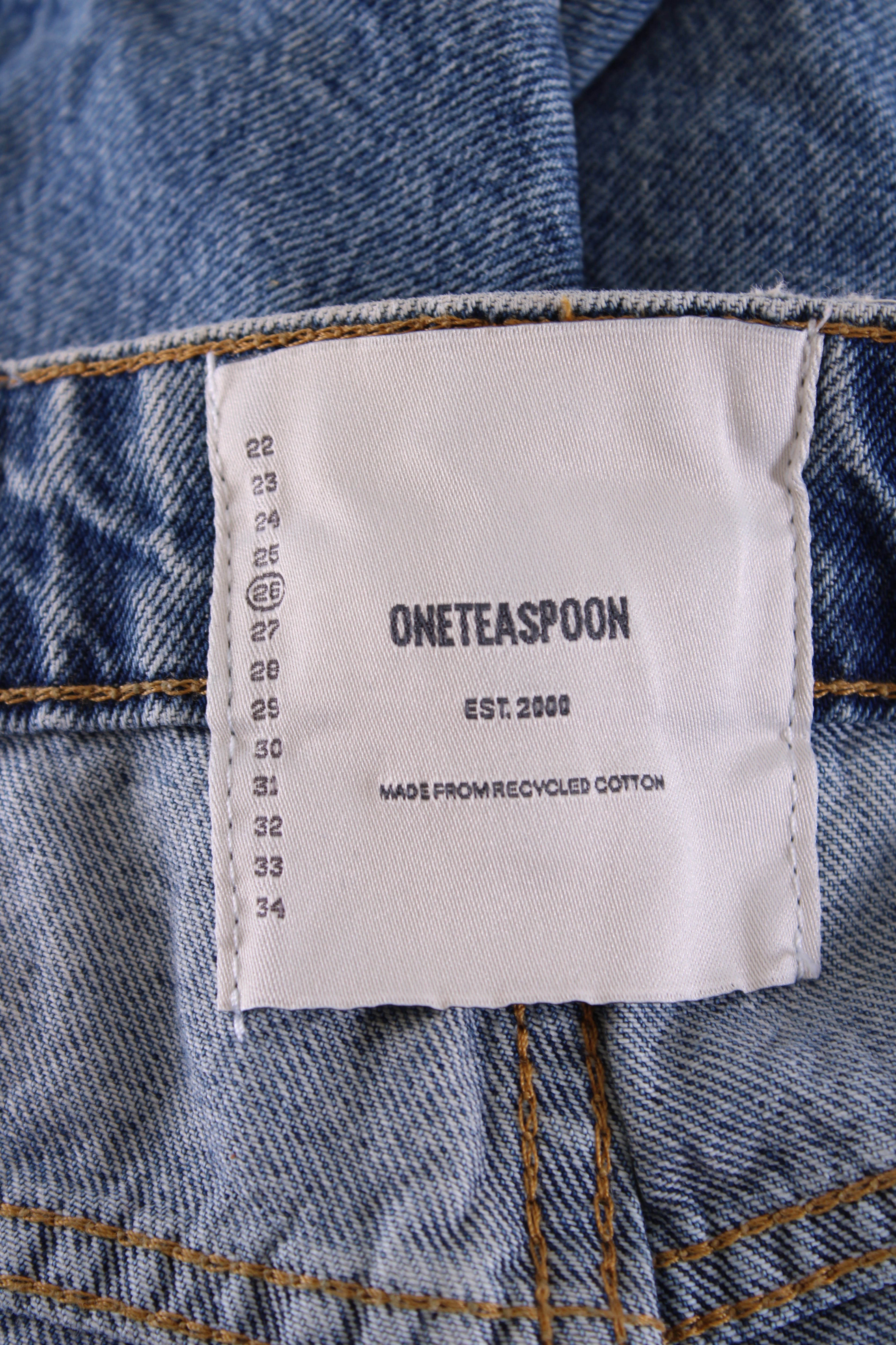 One Teaspoon Distressed Shorts Denim 26W