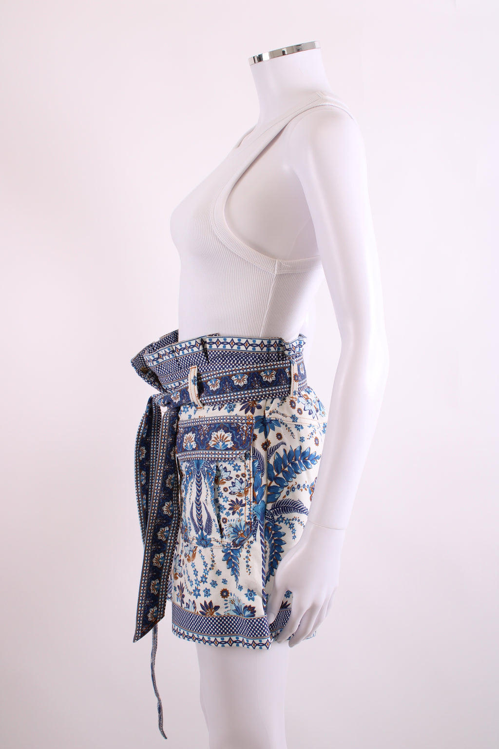 Farm Rio Floral Print Shorts Navy/ White 26W