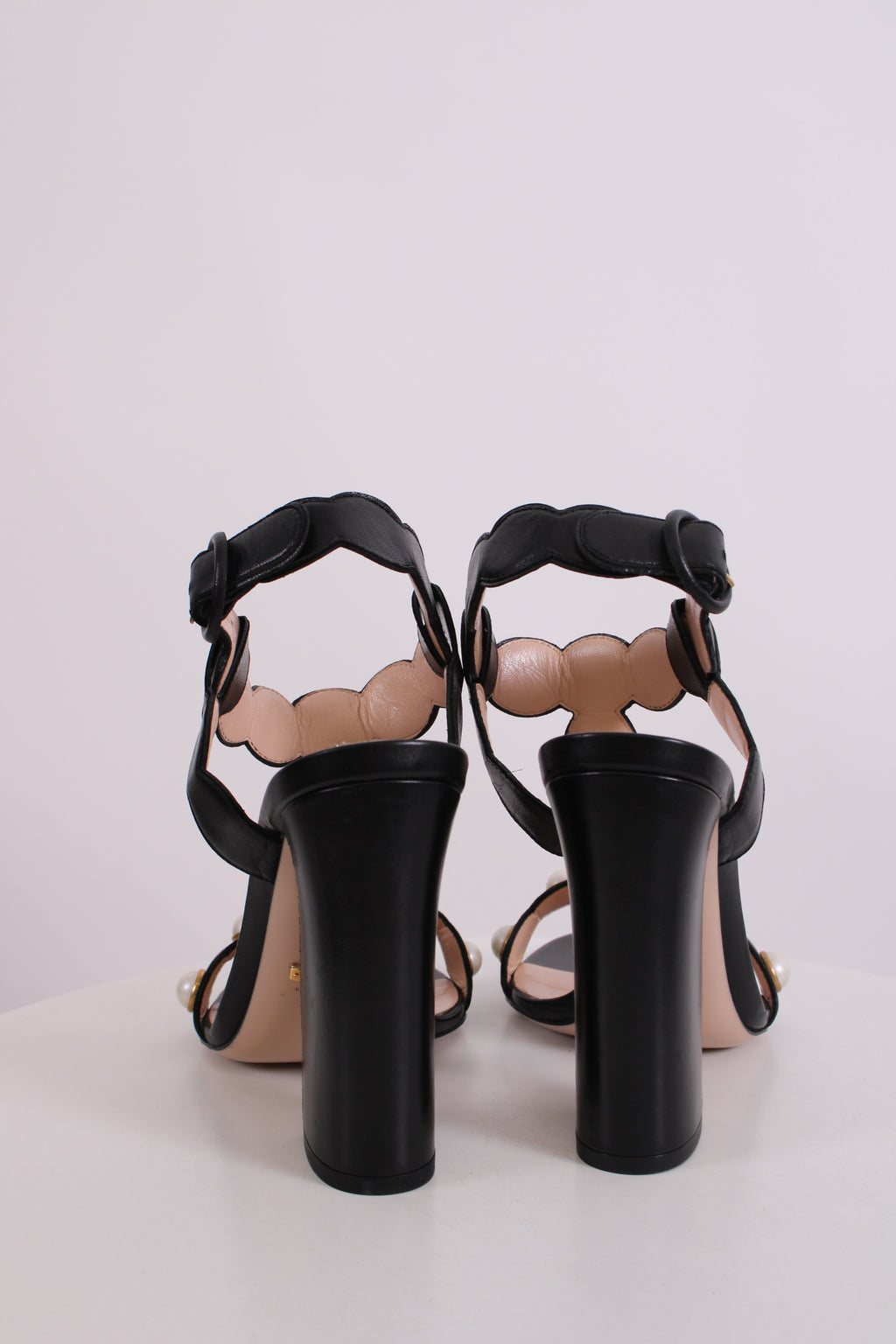 Gucci Faux Pearl Embellished Heels Black 38