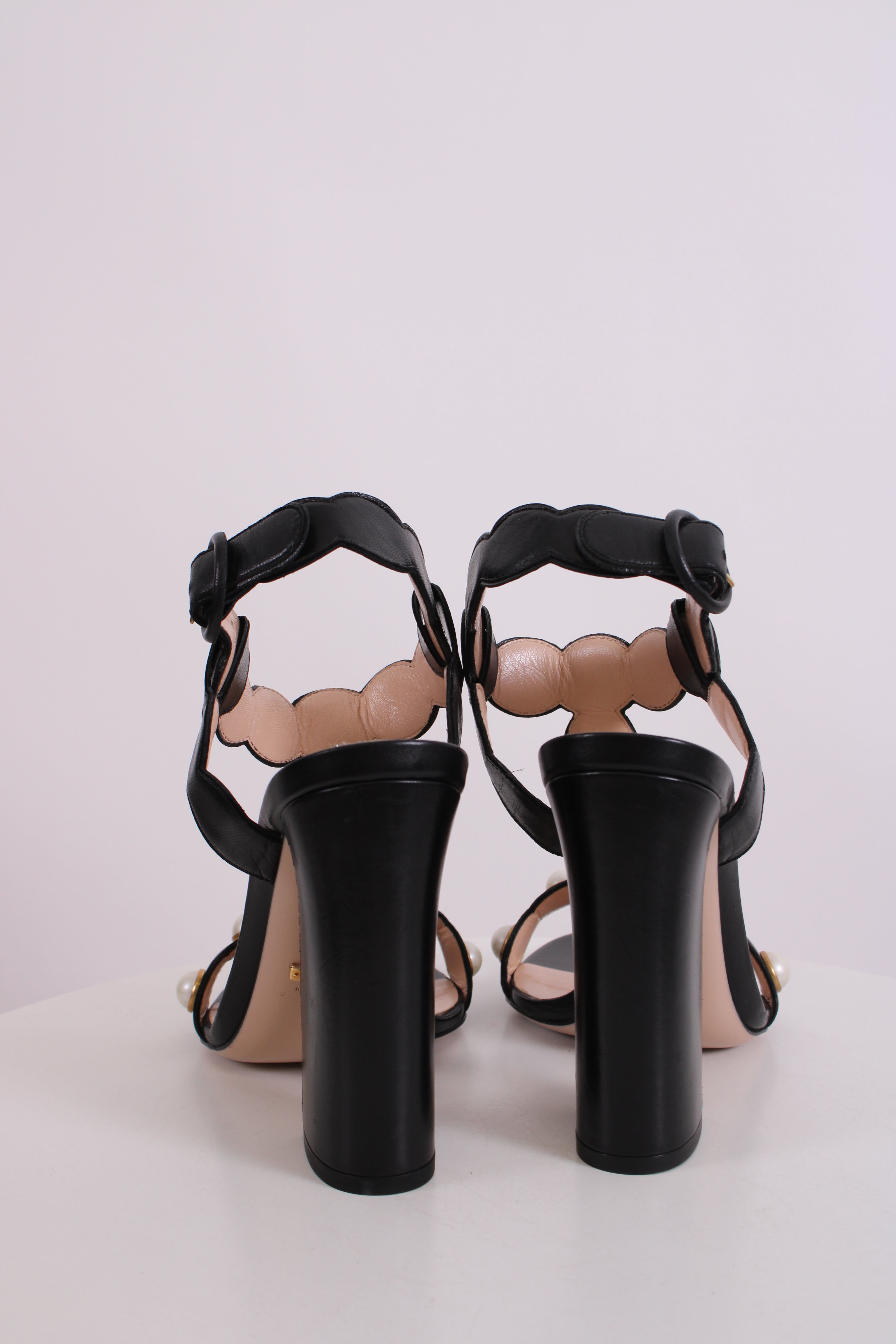 Gucci Faux Pearl Embellished Heels Black 38