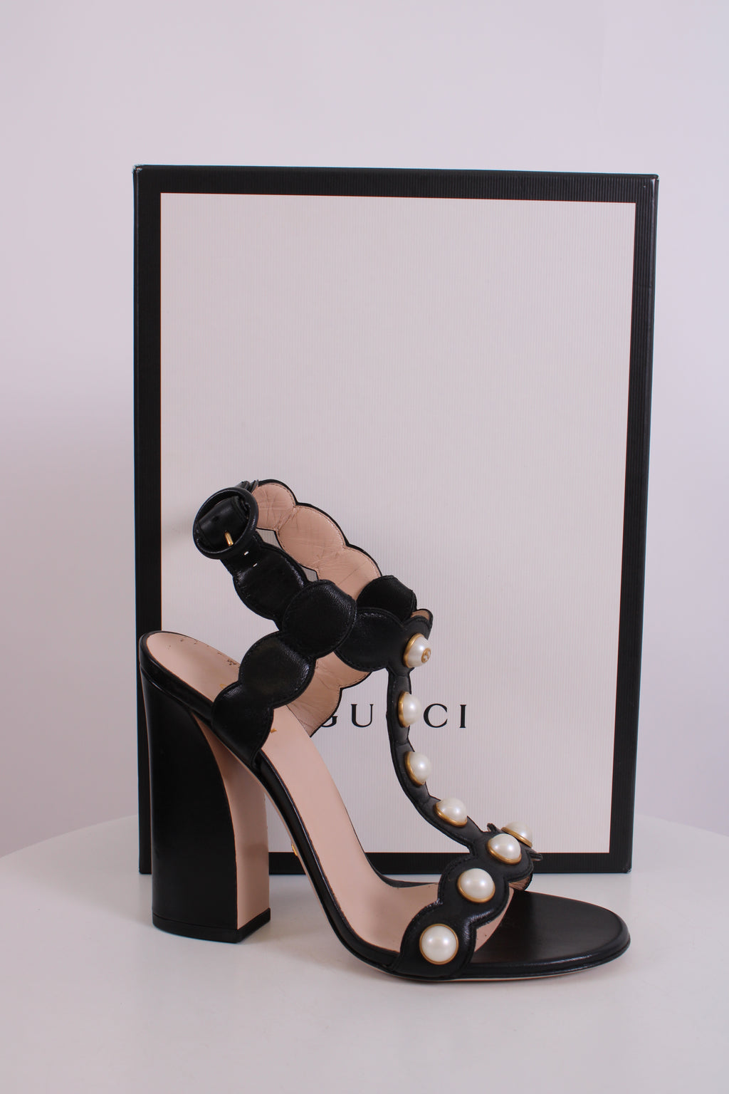 Gucci Faux Pearl Embellished Heels Black 38