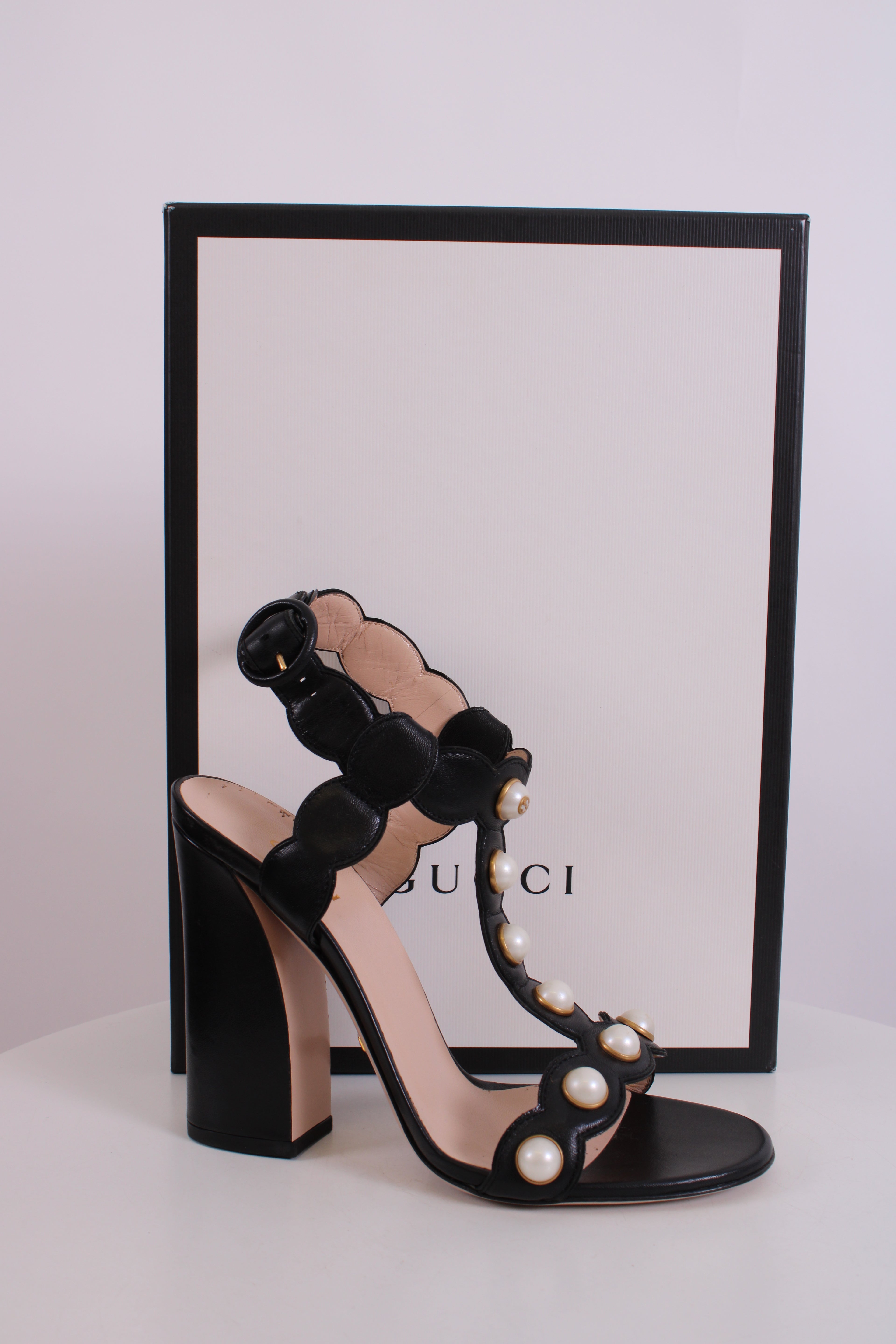 Gucci Faux Pearl Embellished Heels Black 38