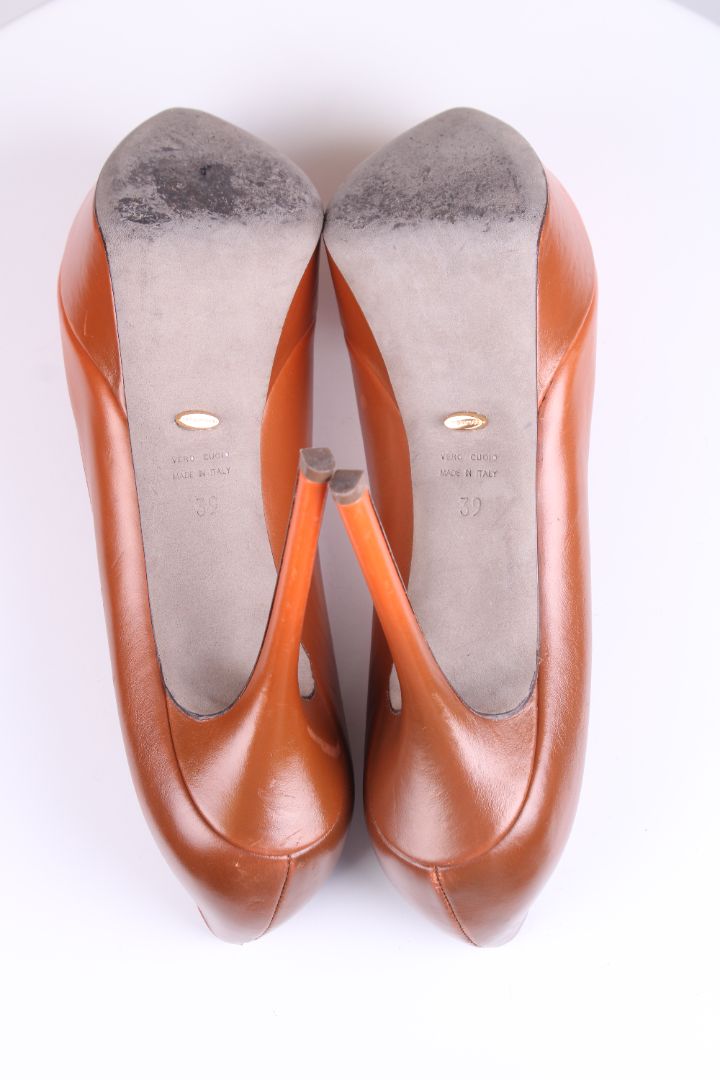 Sergio Rossi Shoes Orange 39
