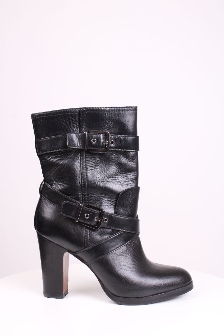 Pour la Victoire Leather buckle heeled boots Black 8