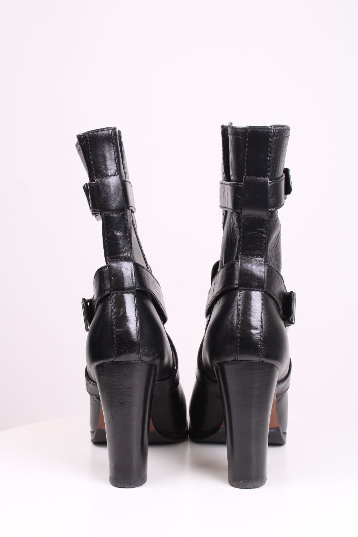 Pour la Victoire Leather buckle heeled boots Black 8