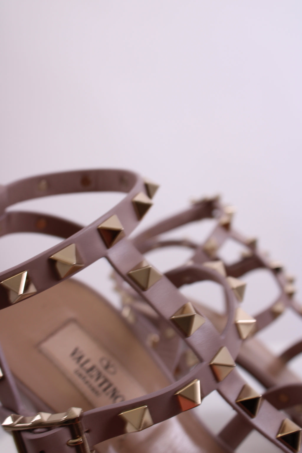 Valentino Rockstud Ankle Strap Heels Beige 38