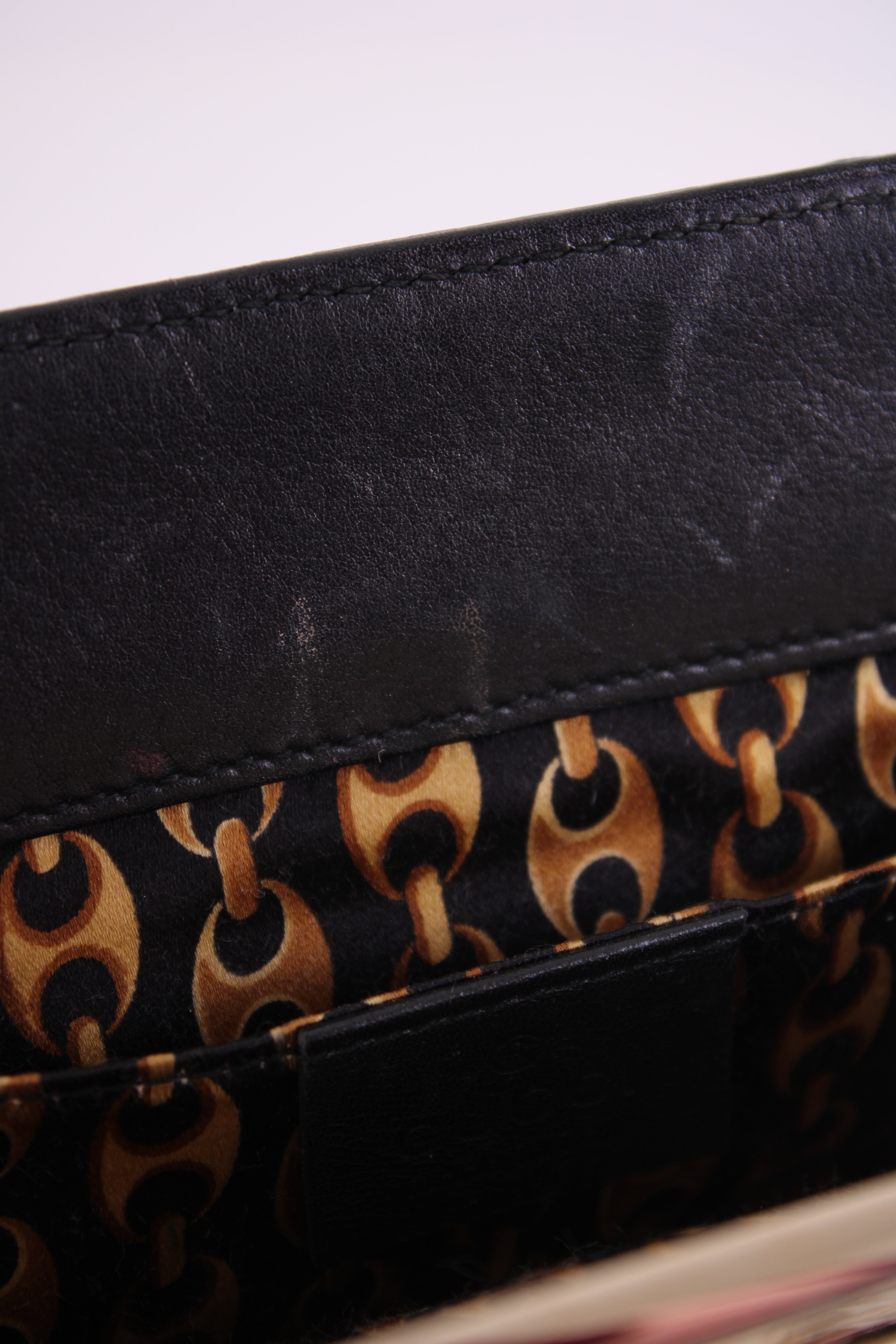 Gucci GG Snakeskin Britt Clutch Black