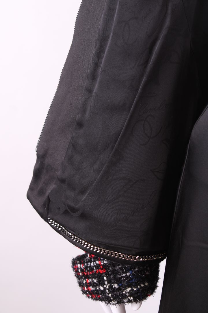 Chanel 2017 Tweed Jacket Black Glitter Tweed 12