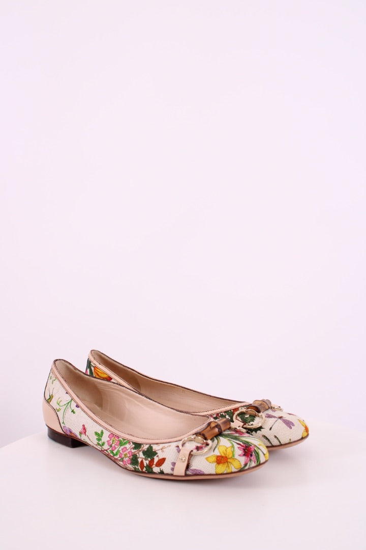 Gucci Floral Print Ballet Flats Cream/ Multi Colured 40
