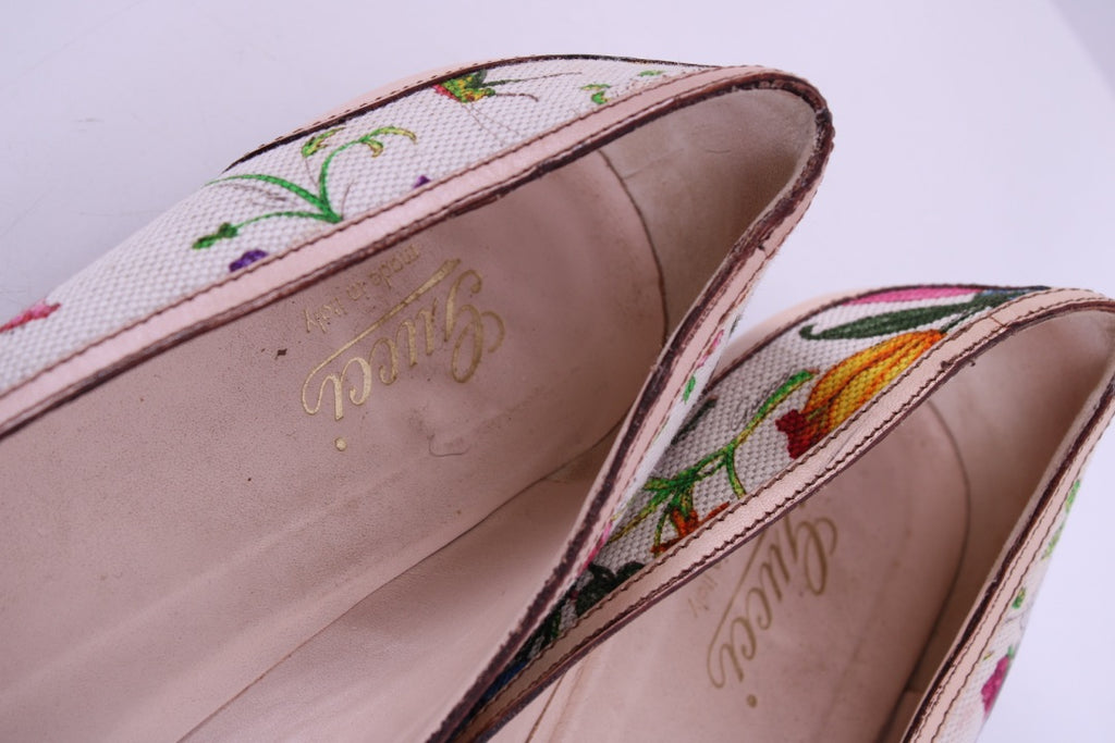 Gucci Floral Print Ballet Flats Cream/ Multi Colured 40