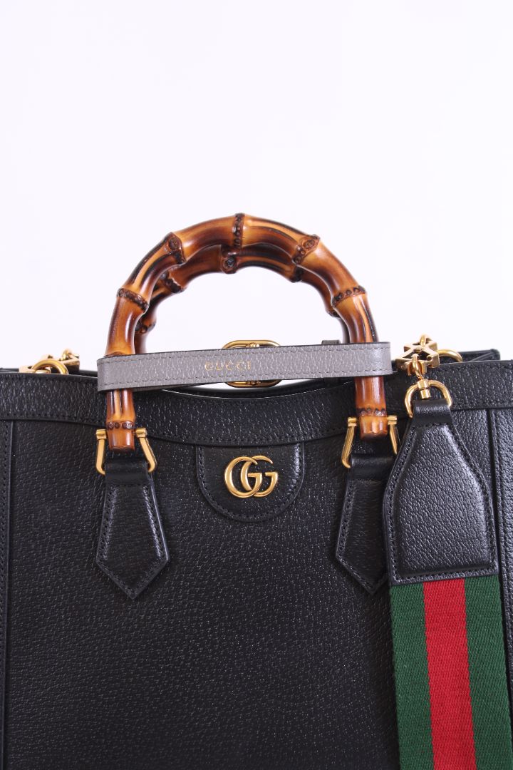 Gucci Diana bamboo top handle bag Black small
