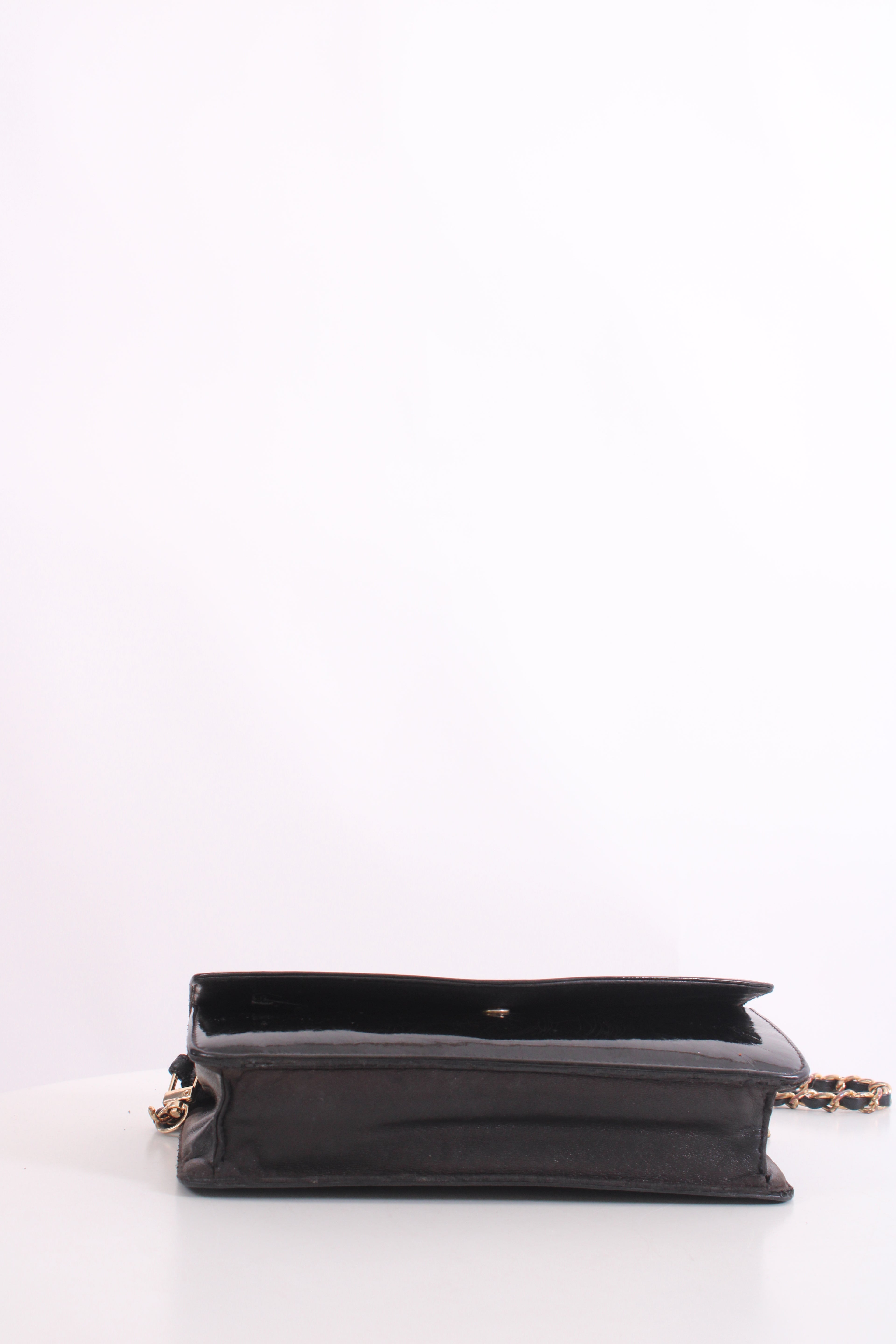 Chanel Vintage 94-96 Wallet on Chain Handbag Black