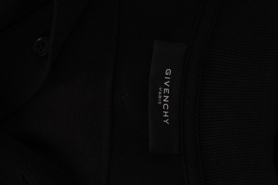Givenchy T-shirt Black M