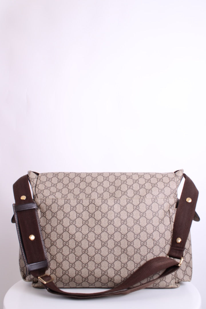 Gucci GG Supreme Changing Bag Beige