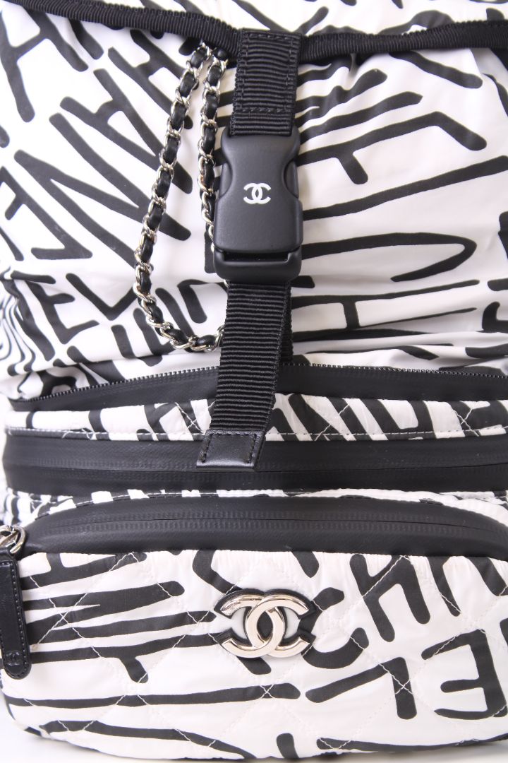 Chanel Rucksack White