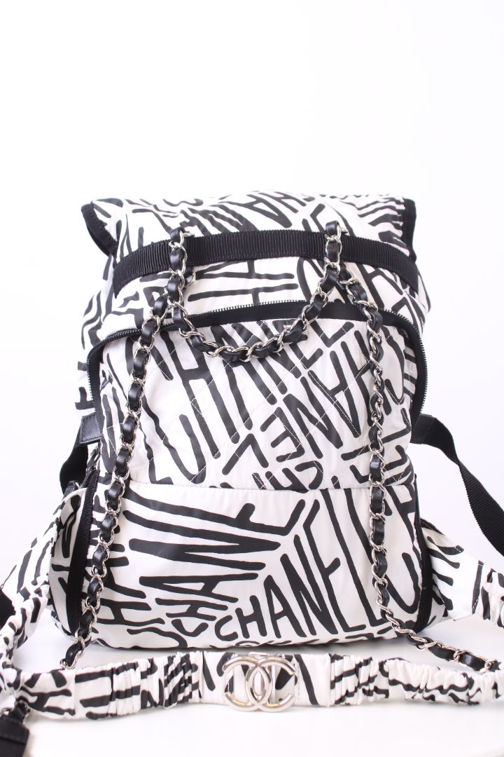 Chanel Rucksack White