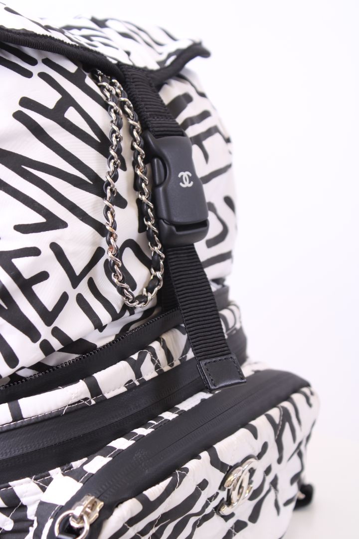 Chanel Rucksack White