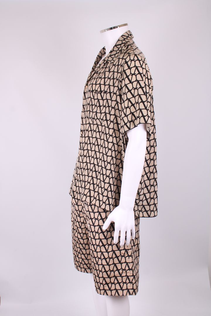 Valentino Monogram short and t. shirt Black and beige 52