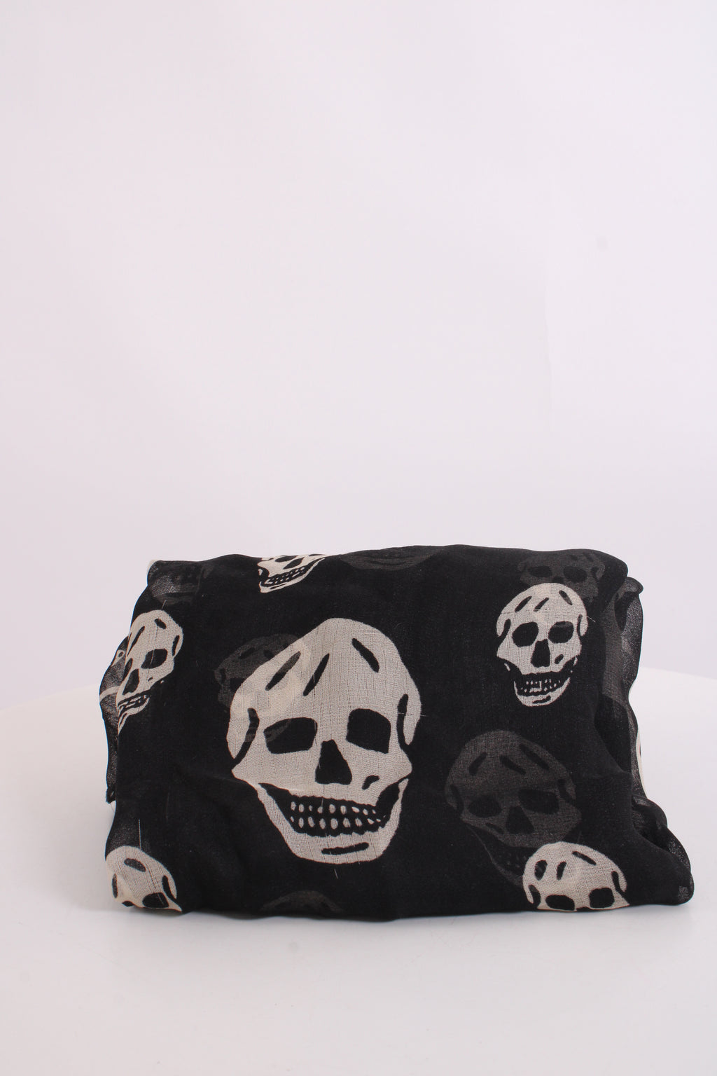 Alexander McQueen Skull Print Silk Scarf Black