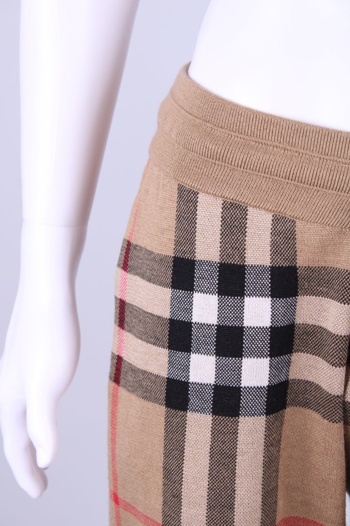 Burberry Shorts Brown Check S