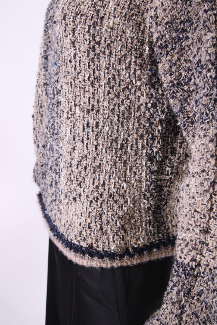 Chanel Boucle Tie Waist Poncho Beige/ Navy 8