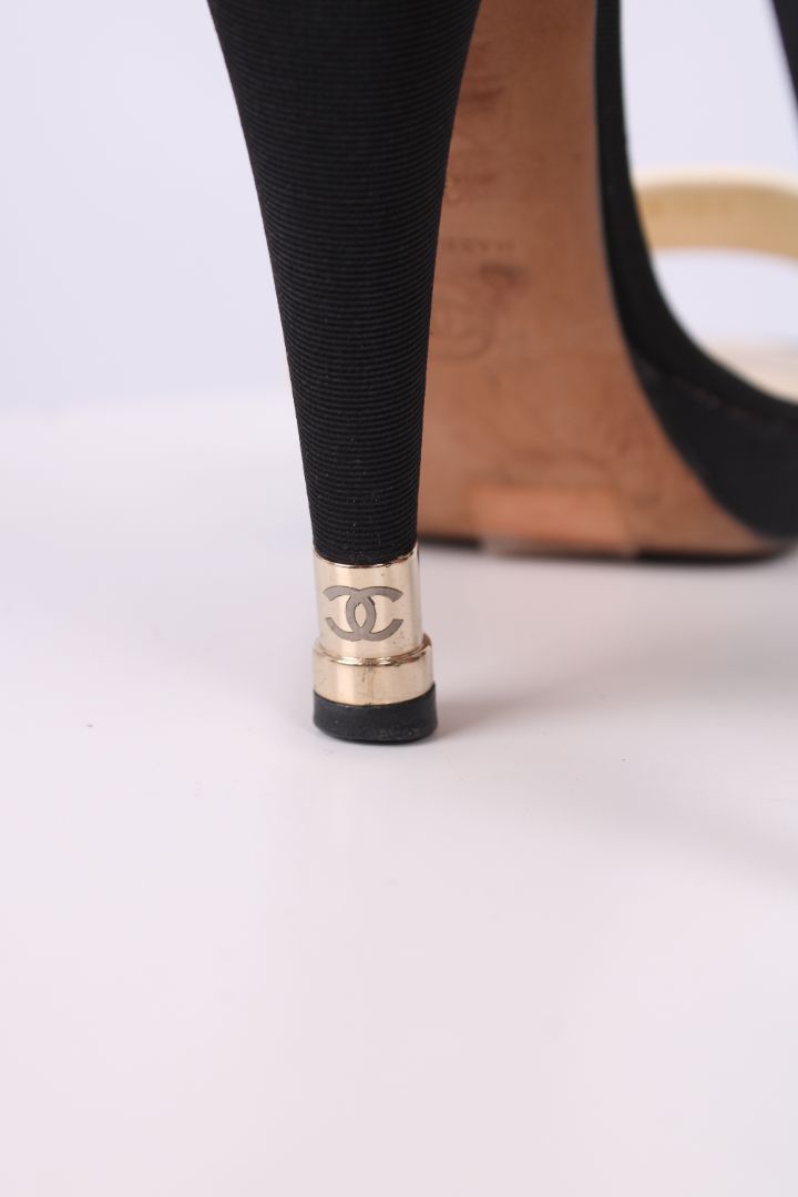 Chanel Ankle Strap Heels Cream/ Black 39.5
