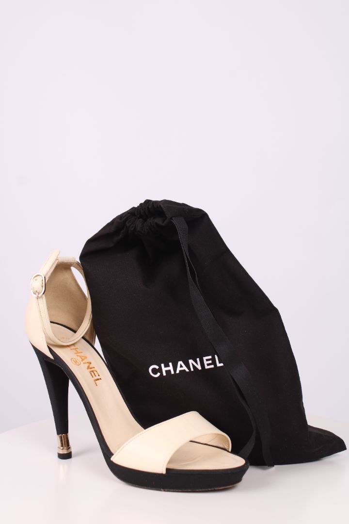 Chanel Ankle Strap Heels Cream/ Black 39.5