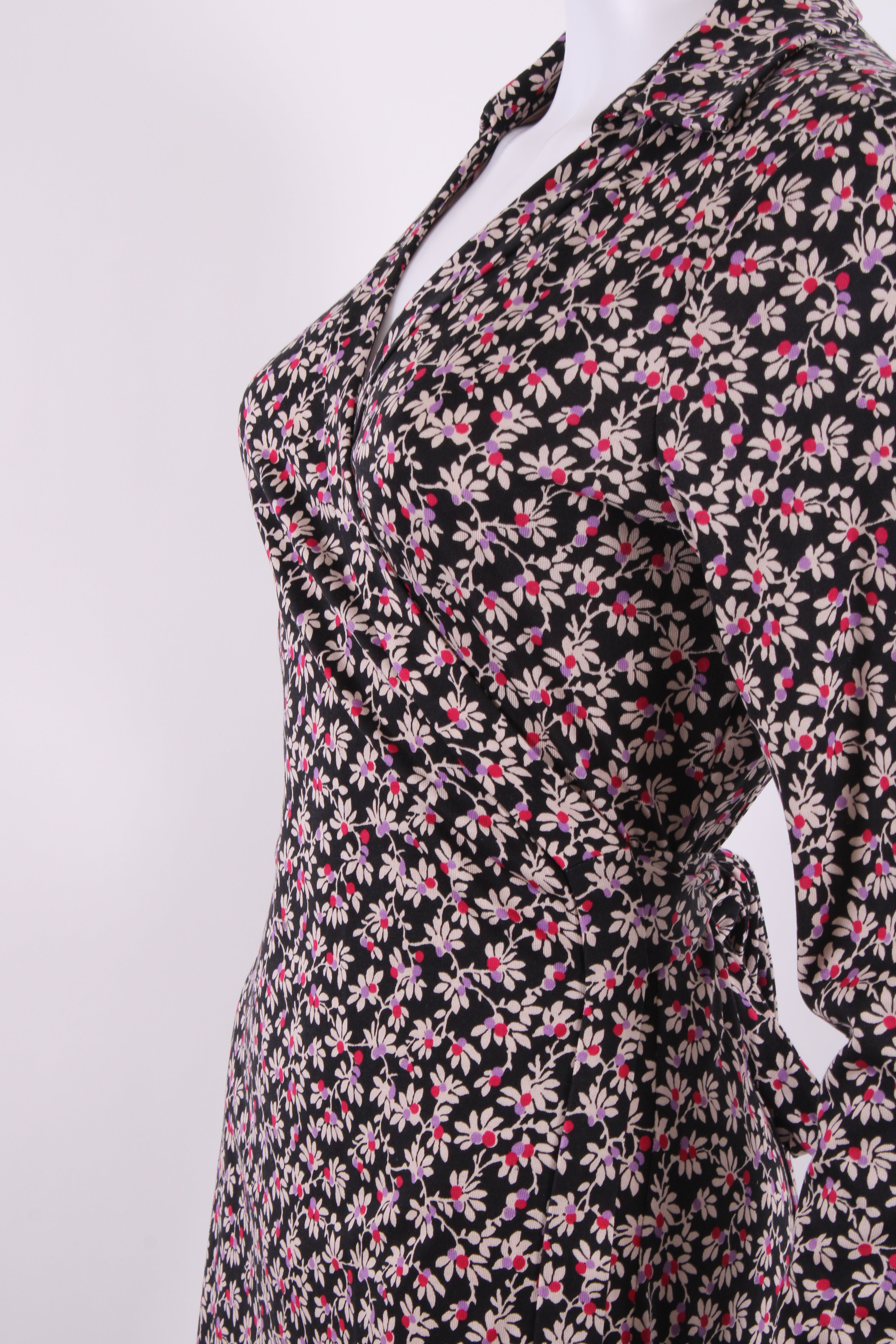 Diane Von Furstenberg L/S Floral Print Wrap Dress Black/ Purple 10