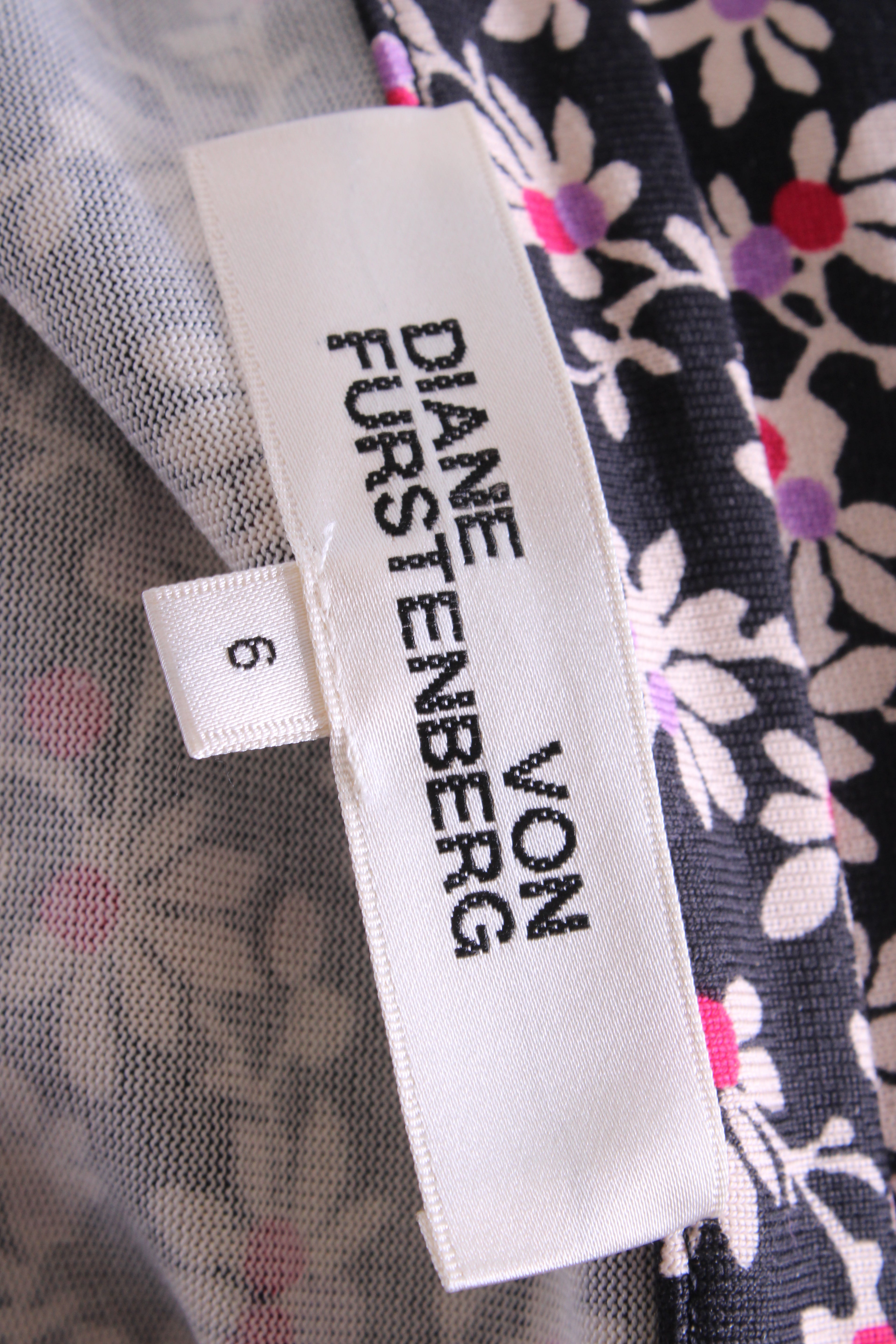 Diane Von Furstenberg L/S Floral Print Wrap Dress Black/ Purple 10