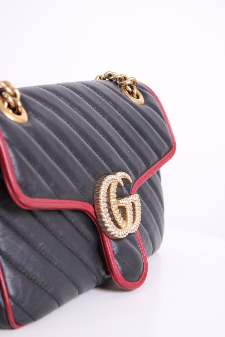 Gucci GG Marmont Quilted Flap Bag Black/ Red