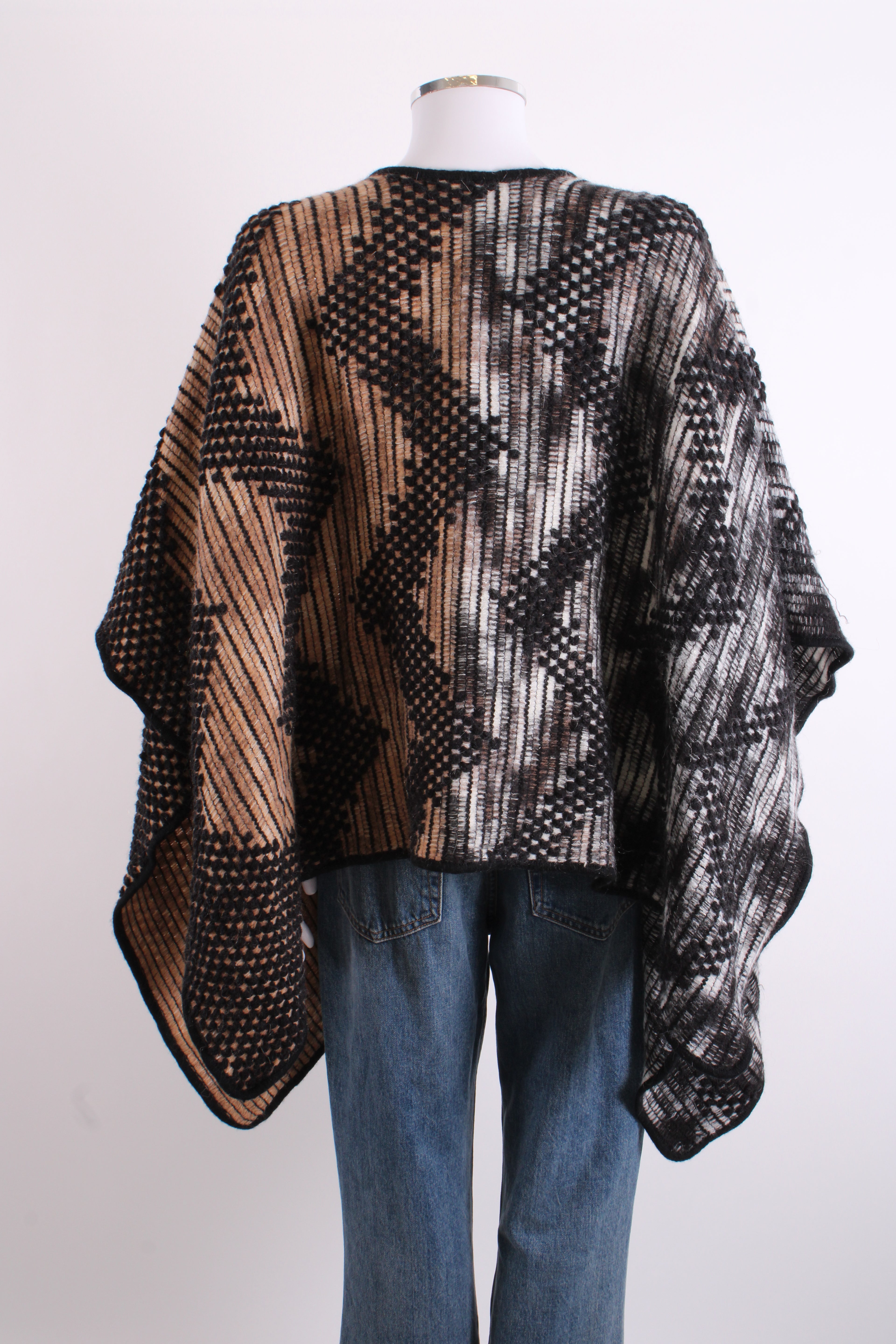 Missoni Poncho knitted brown/black patterend One Size