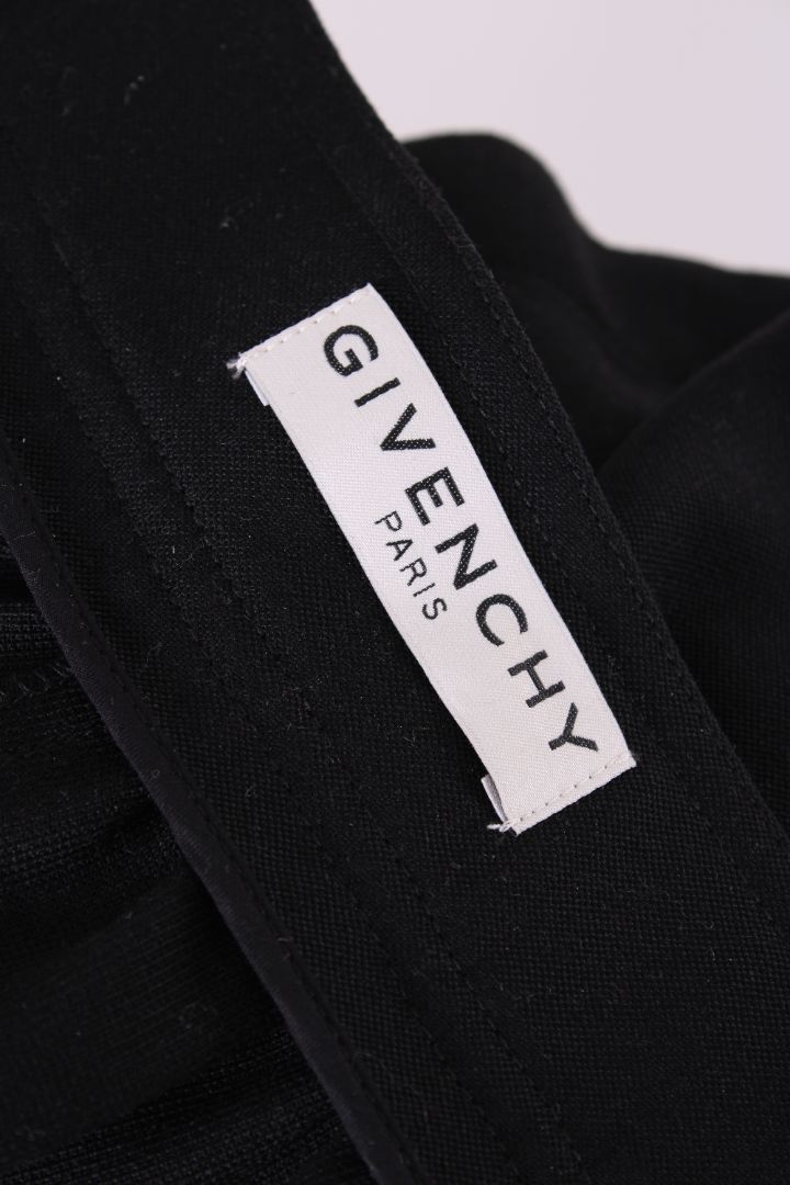 Givenchy Ring Detail Shorts Black 10