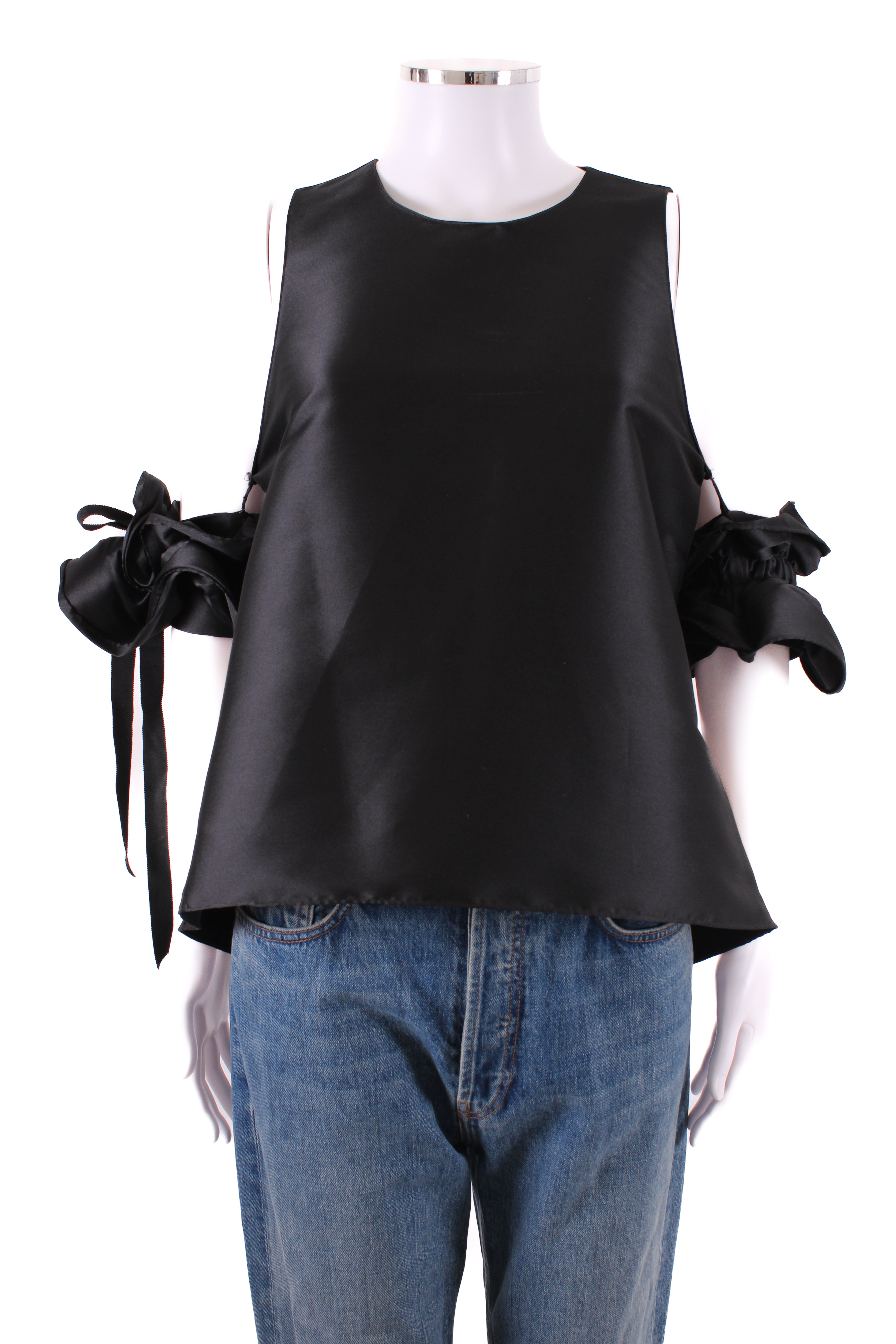 Sachin & Babi S/S Ruffle Shoulder Blouse Black M