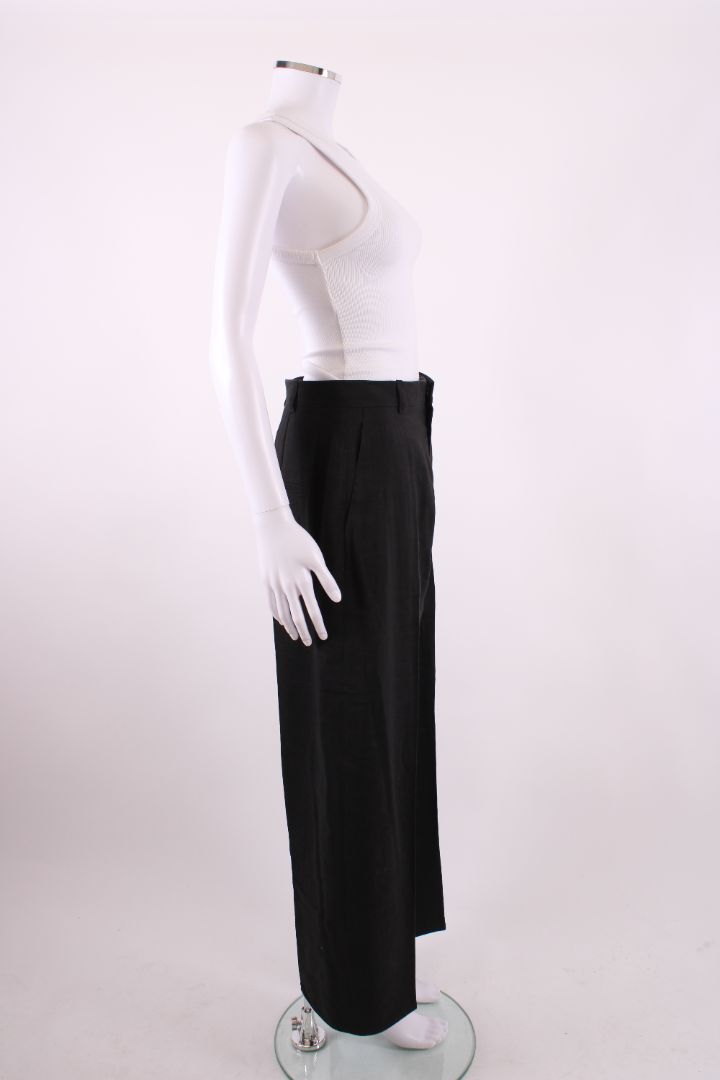 Jacquemus Trousers Black 12