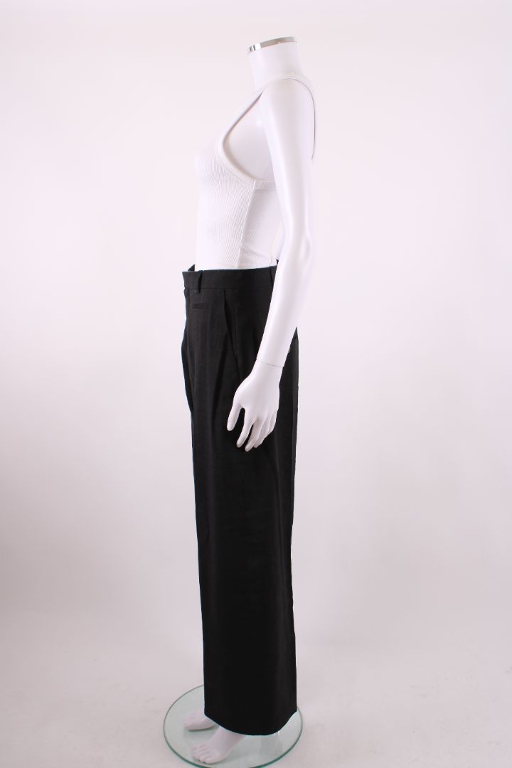 Jacquemus Trousers Black 12