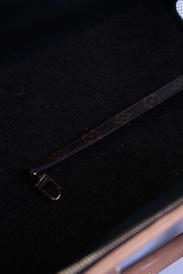 Louis Vuitton Dog Carrier 40 Monogram