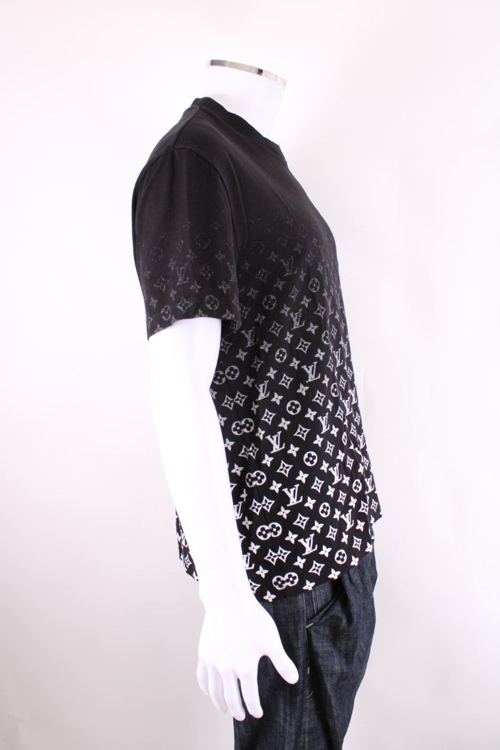 Louis Vuitton Monogram Gradient T-shirt Black XL