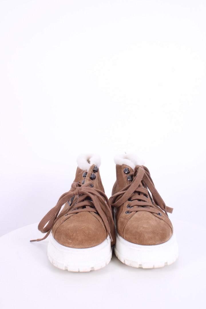 Prada Suede boots Beige 41