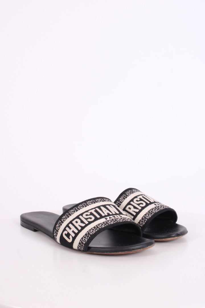 Dior Dway Embroidered Slide Black/ Cream 38