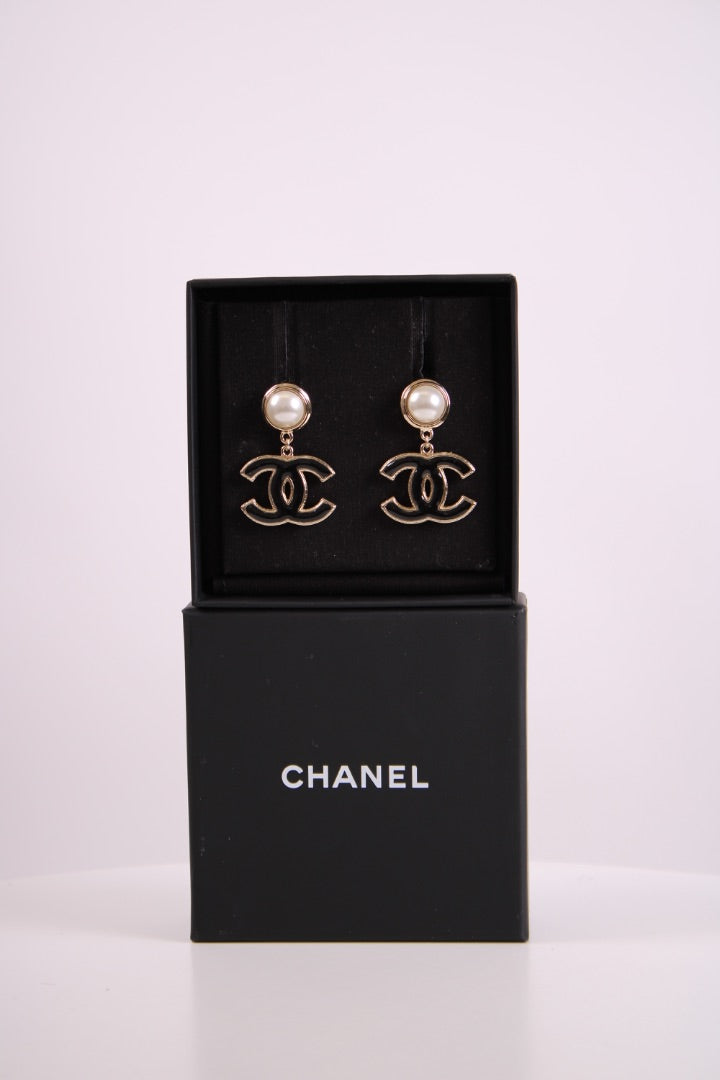 Chanel CC Faux Pearl Enamel Earrings Black/ Gold Colour