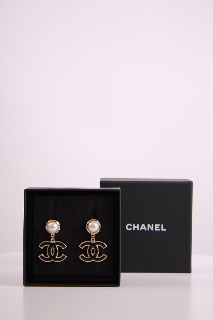 Chanel CC Faux Pearl Enamel Earrings Black/ Gold Colour