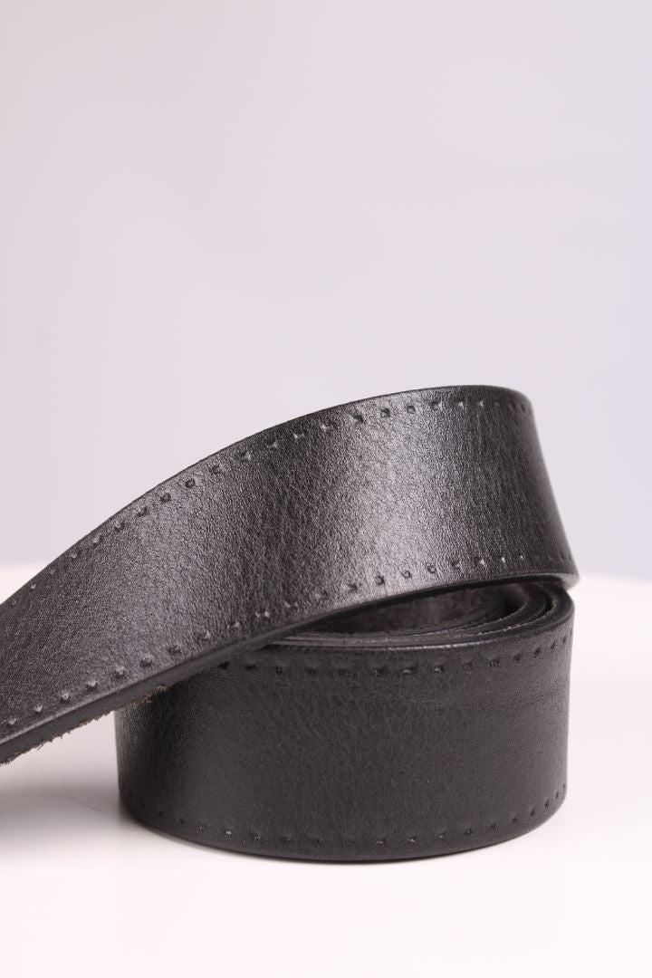 Gucci Anchor rose buckle belt black/silver/red 36inch