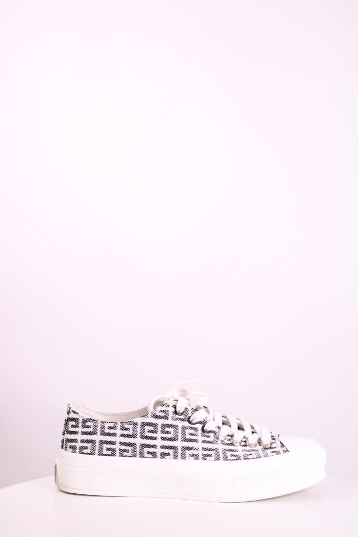 Givenchy Monogram City Low Top Trainers White/ Black 37.5