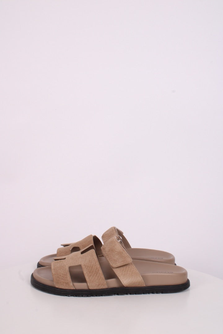 Hermes Chypre Suede Sandals Beige Sable 39