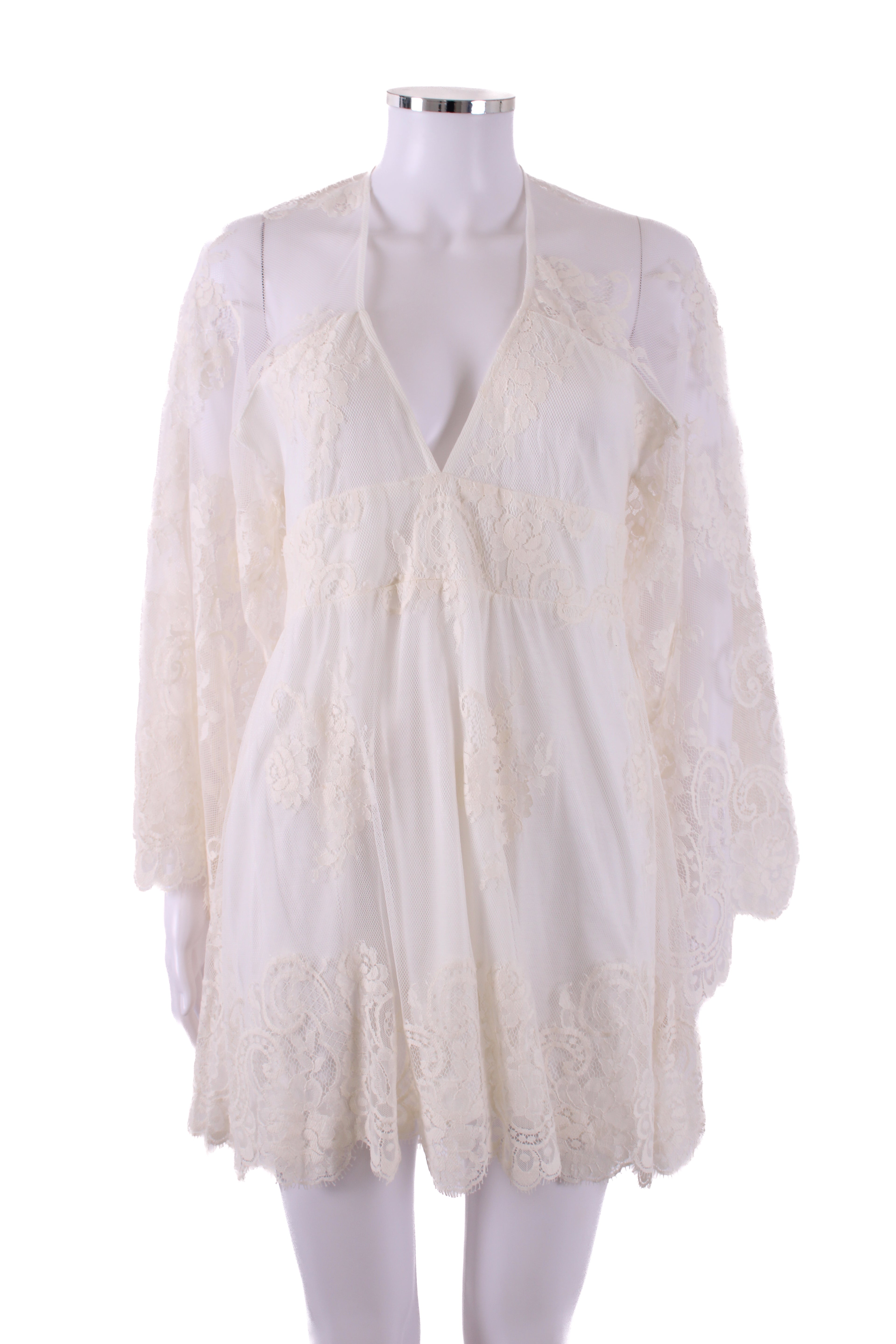 Jens Pirate Booty L/S Flare Sleeve Lace Dress Cream M